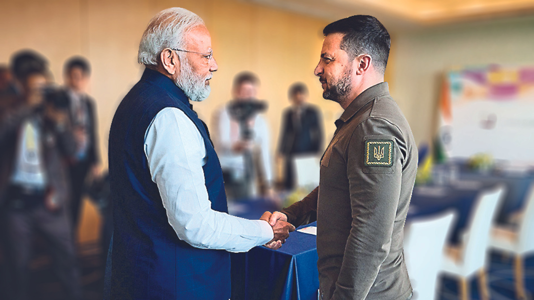 Indian PM Narendra Modi with Ukrainian President Volodymyr Zelenskyy